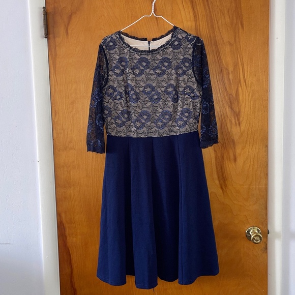 NWT Blue Lace Fit and Flare Dress Size L - Picture 1 of 3